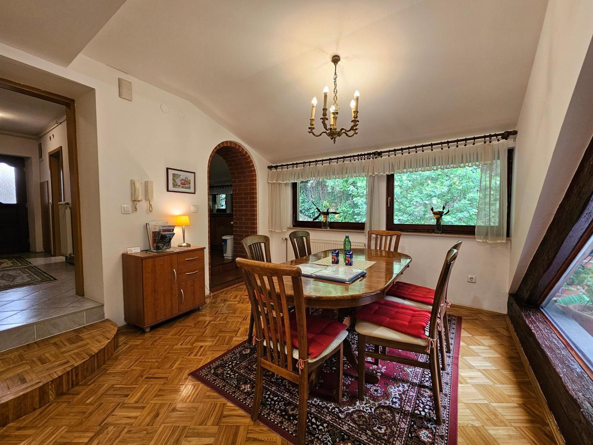Apartment Nina With Private Terrace Tour As 류블랴나 외부 사진
